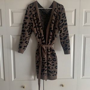 Barefoot dreams dupe robe